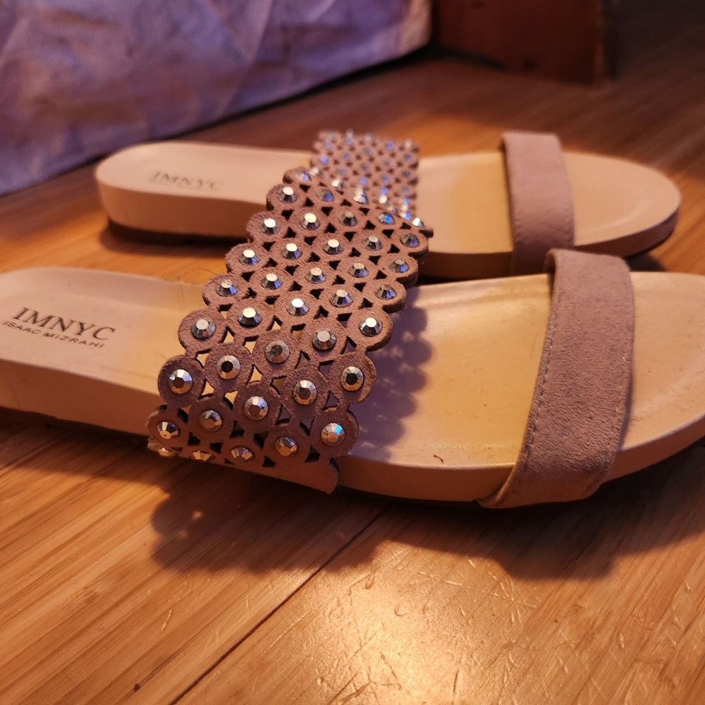 Sandals/Slides - Picture 3 of 4